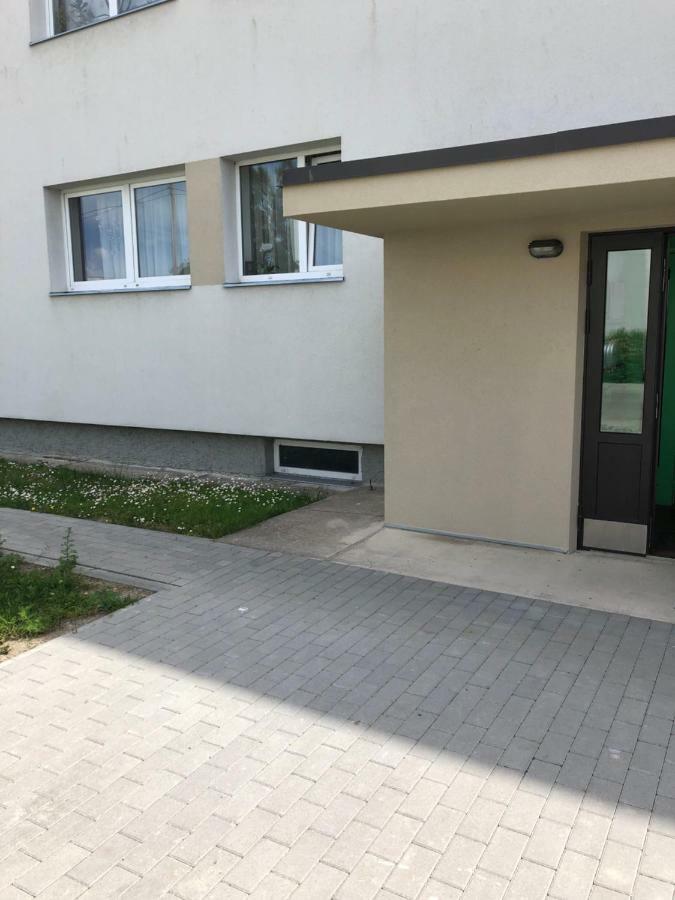 Apartamento Gratarre 2 Kuressaare Exterior foto